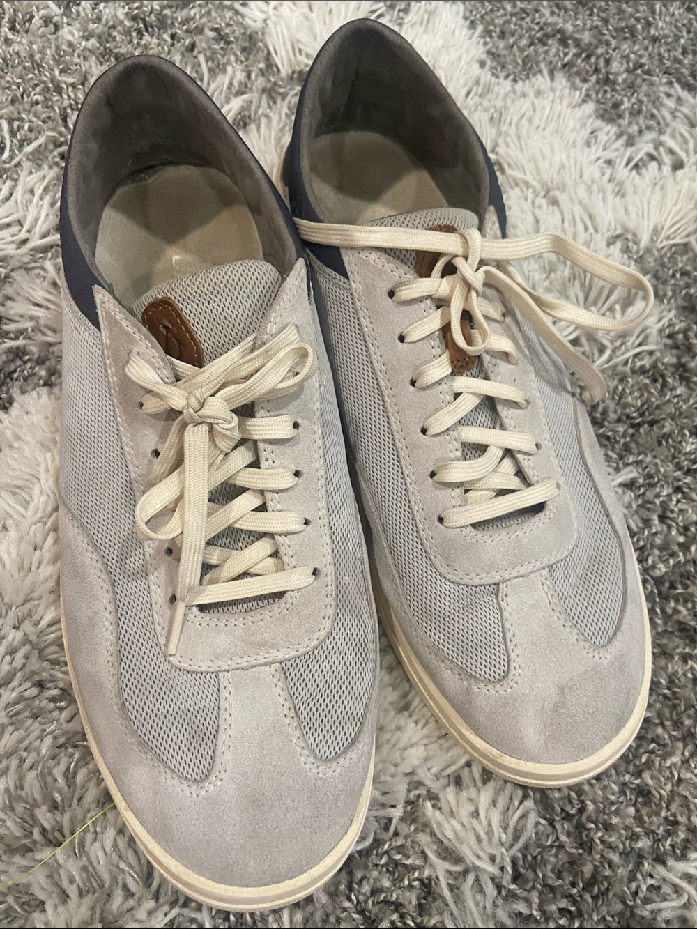 OluKai Men's Light Gray and Navy Lace-Up Sneakers size 11